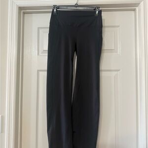 Black High-Waisted Yoga Pants